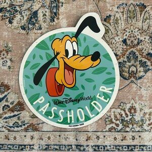 Pluto Annual Passholder Magnet